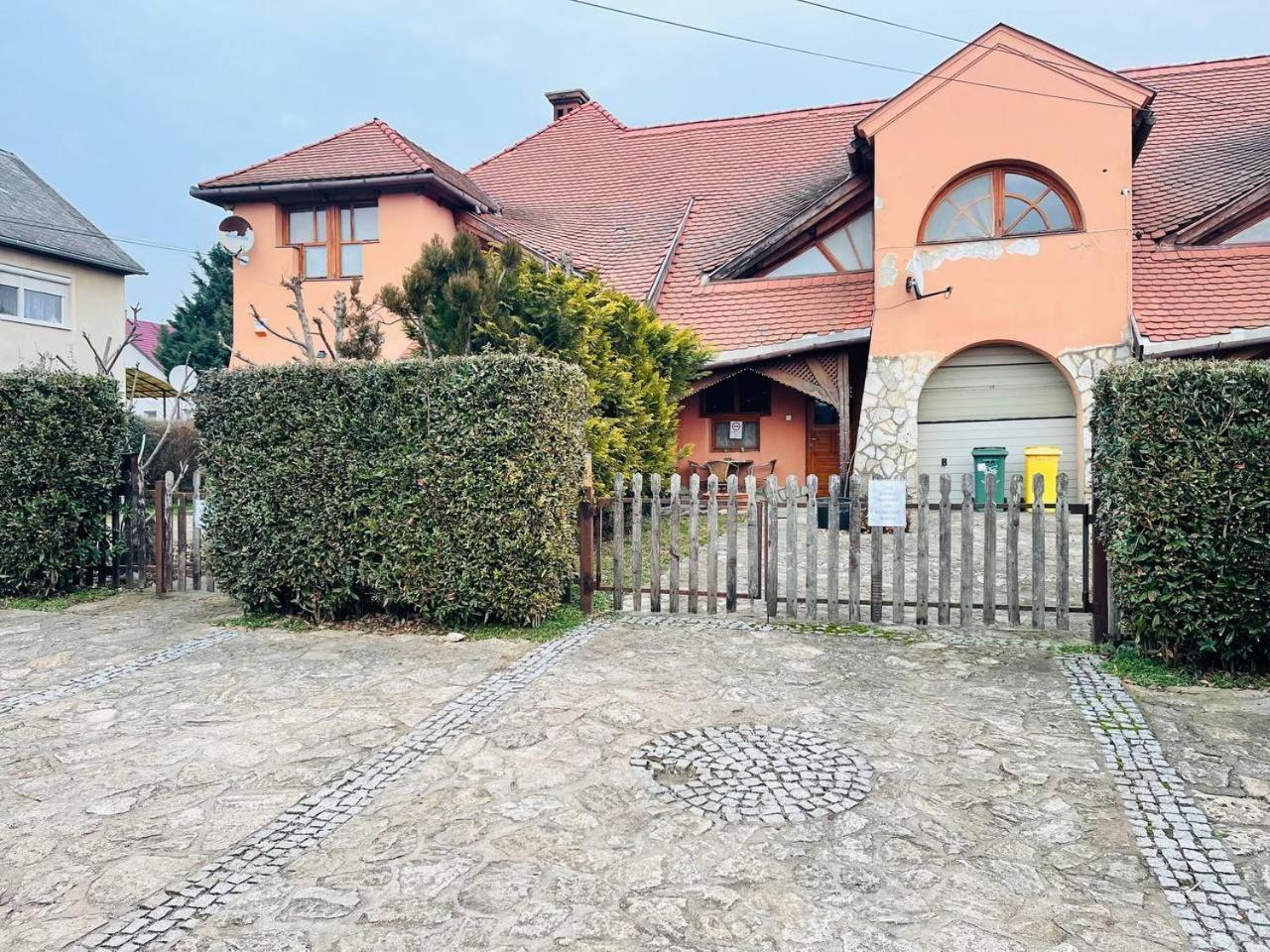 Greenpark Garden Villa Family Apartments Near Tokaj Szerencs Luaran gambar